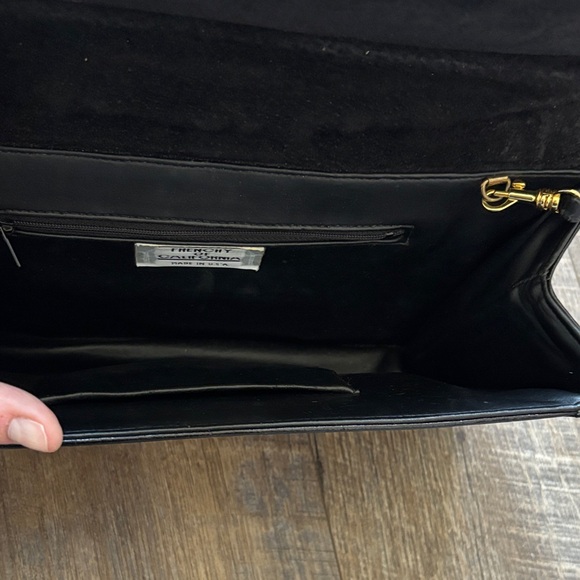 Vintage Frenchy of California Leather Clutch with Removable Strap! Very Chic! - Picture 5 of 13